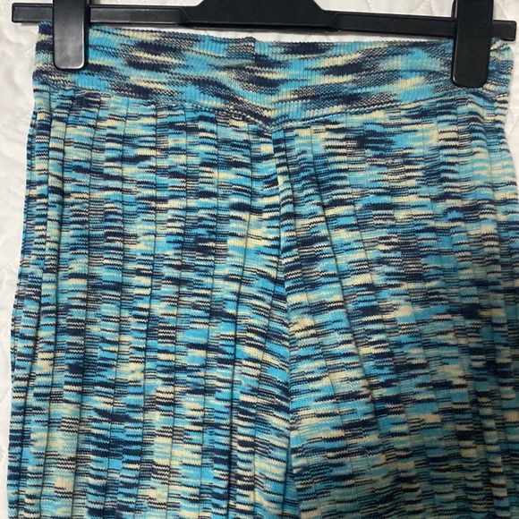 VRG GRL California Cool Ribbed Knit Flares - Picture 4 of 5